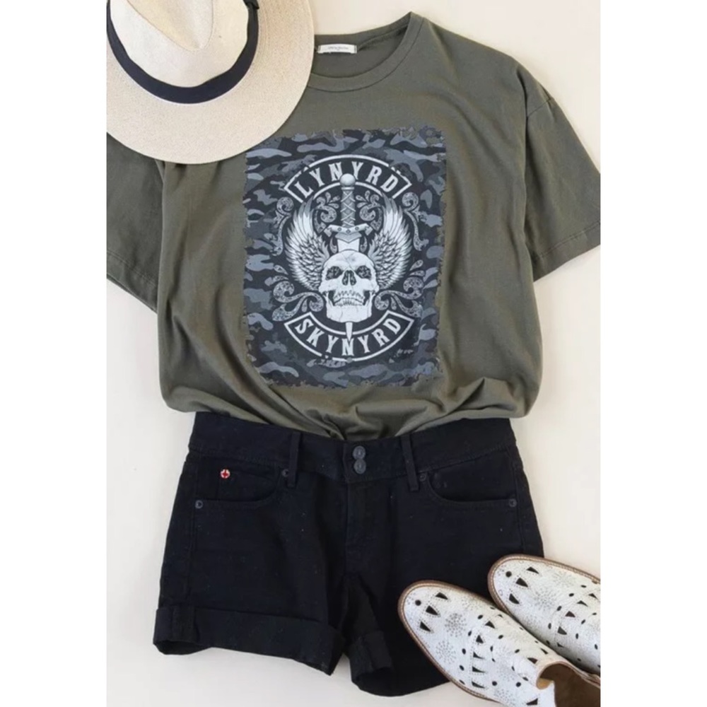 SOLD OUT Olive Lynyrd Skynyrd Camo Skull Graphic Tee - Picture 1 of 4